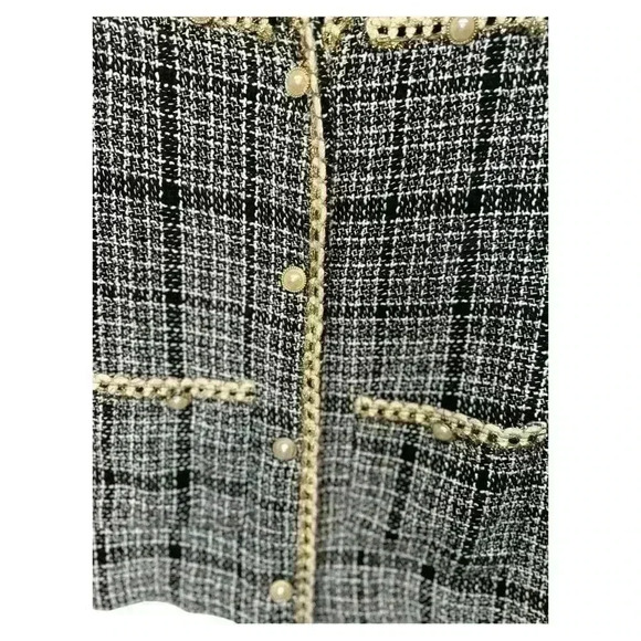 SHEIN Quiet Luxury Tweed Black White Gold Vest Designer Inspired, size 6 - Picture 3 of 5